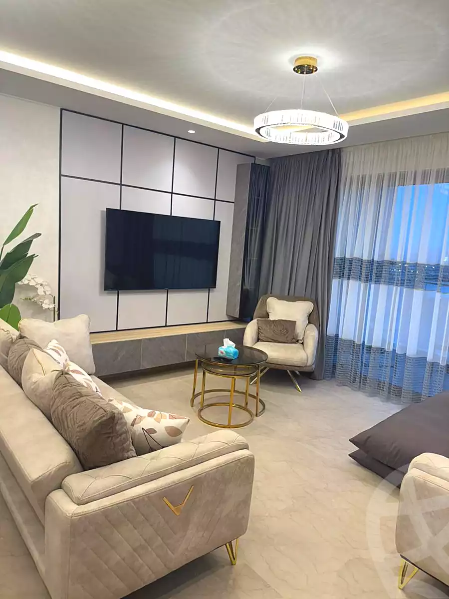 https://aqarmap.com.eg/en/listing/6807921-for-sale-cairo-new-cairo-compounds-zyd-yst