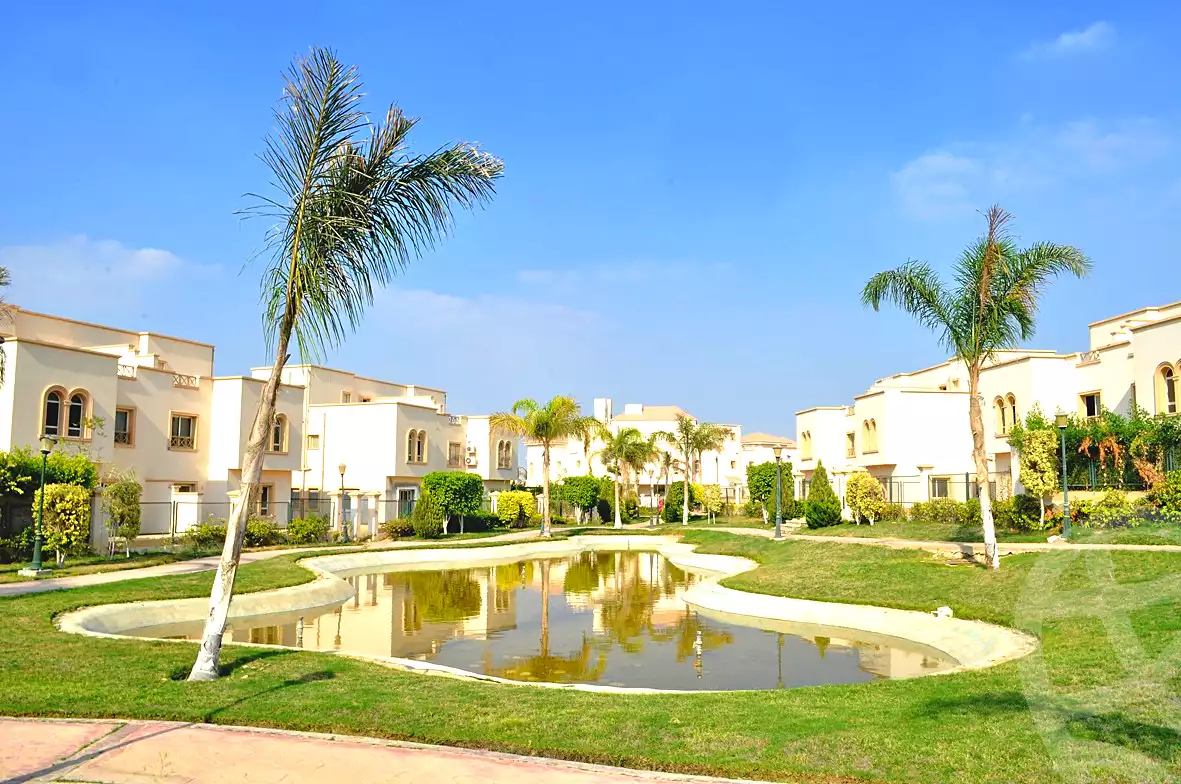 https://aqarmap.com.eg/ar/listing/6808281-for-sale-cairo-el-sheikh-zayed-city-compounds-greens