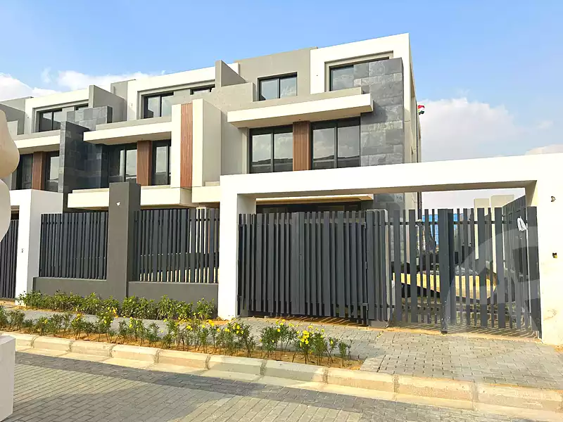 https://aqarmap.com.eg/ar/listing/6808480-for-sale-cairo-new-cairo-compounds-el-patio-town-compound-la-vista