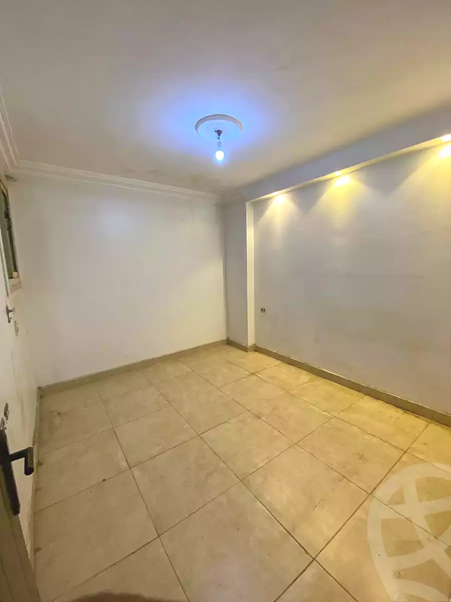 https://aqarmap.com.eg/ar/listing/6809055-for-rent-cairo-el-haram-kyrw-mwl