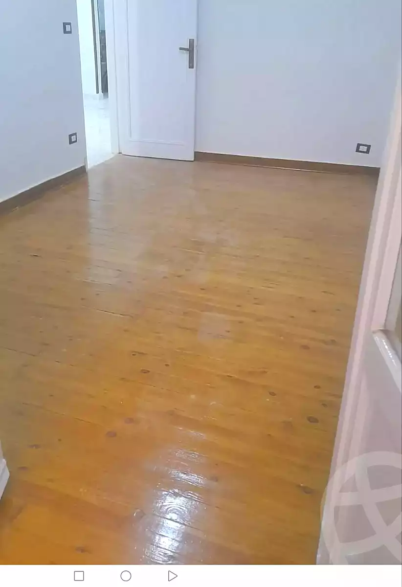 https://aqarmap.com.eg/en/listing/6809461-for-sale-alexandria-el-mandara-alex-el-mandara-bahri