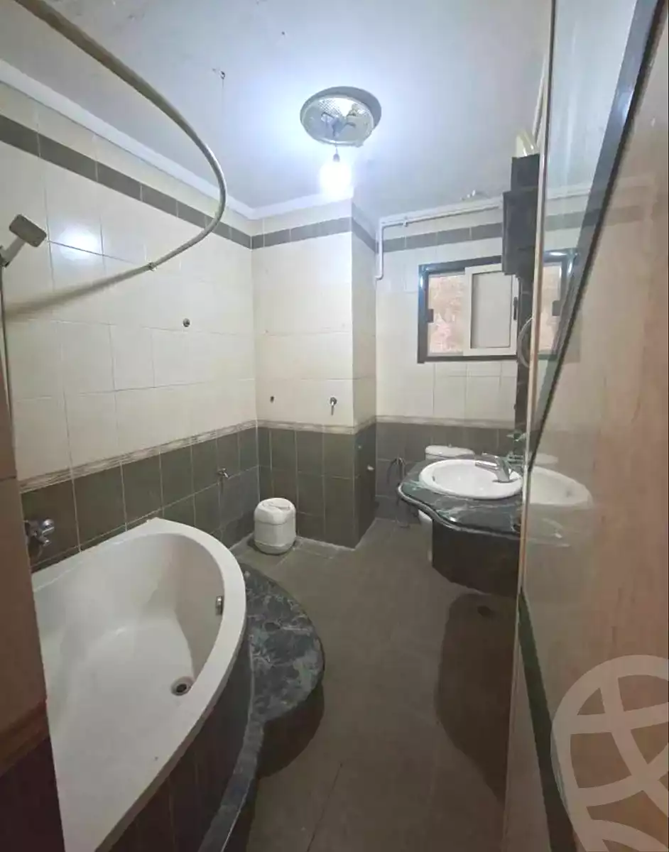 https://aqarmap.com.eg/ar/listing/6809582-for-rent-alexandria-sydy-bshr-sydy-bshr-qbly