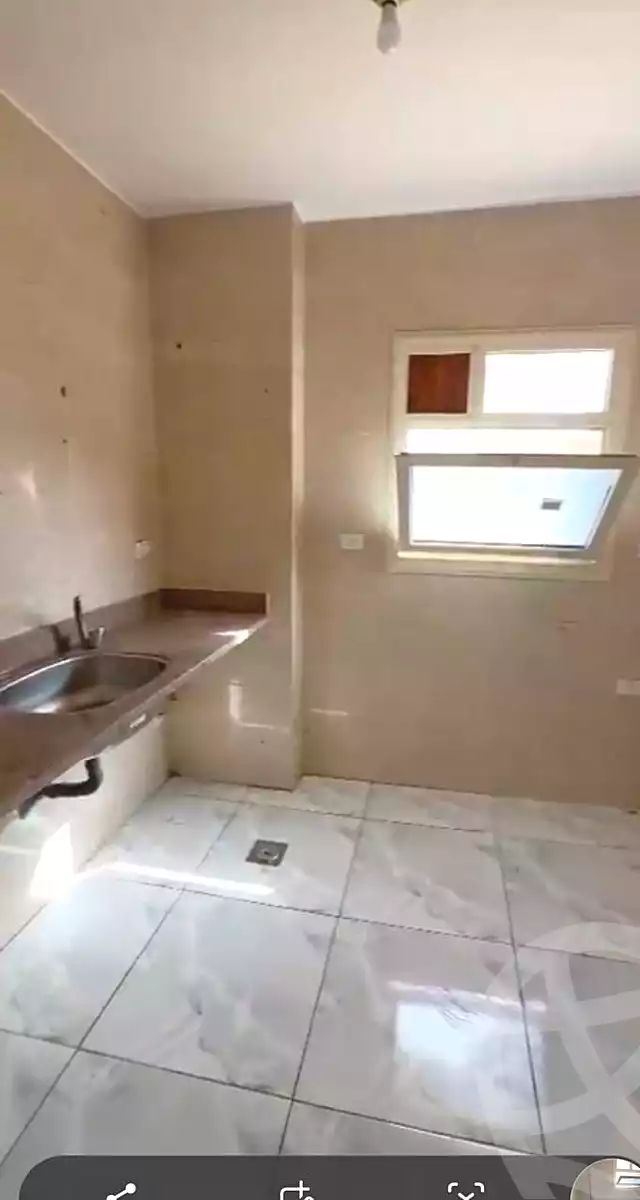 https://aqarmap.com.eg/ar/listing/6809804-for-sale-cairo-6th-of-october-el-ahyaa-neighborhood-5th-street-2