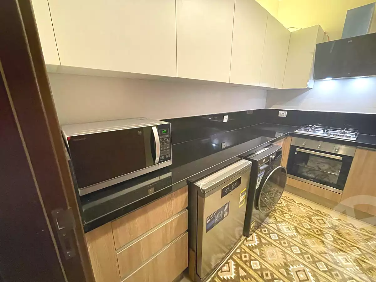 https://aqarmap.com.eg/ar/listing/6809819-for-rent-cairo-el-sheikh-zayed-city-compounds-zyd-wr-llttwyr-z-tower