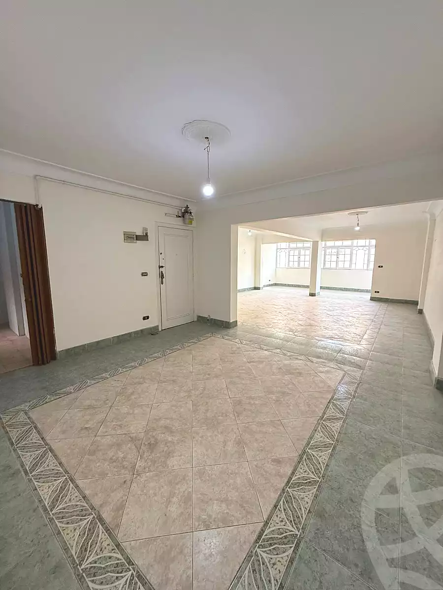 https://aqarmap.com.eg/ar/listing/6810703-for-sale-alexandria-el-asafra-ahmed-tiesser-st