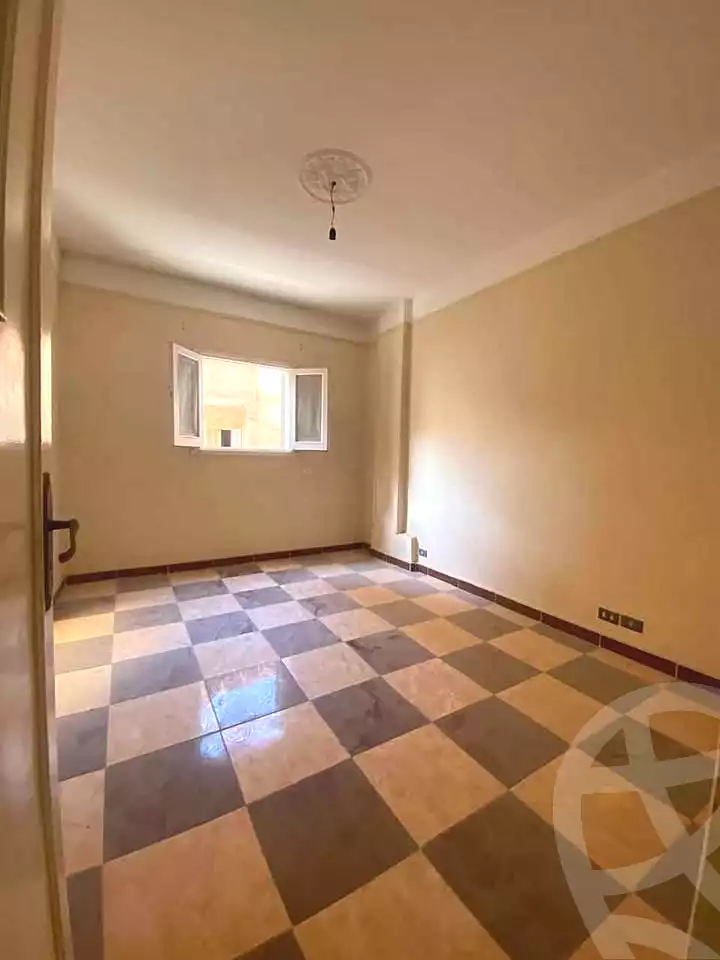 https://aqarmap.com.eg/ar/listing/6810901-for-sale-alexandria-l-jmy-lbytsh-mecca-st