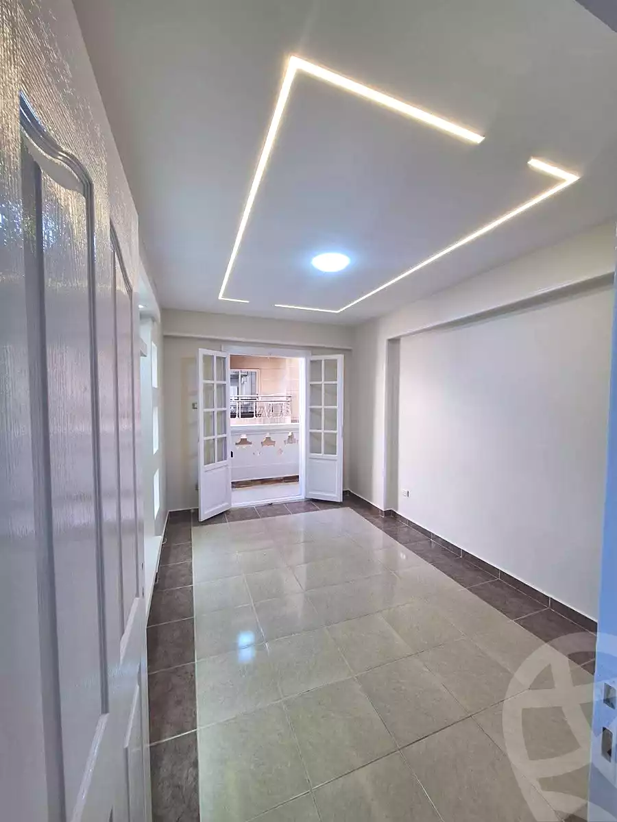 https://aqarmap.com.eg/ar/listing/6811205-for-sale-alexandria-sydy-bshr-sydy-bshr-bhry-shr-khld-bn-lwlyd