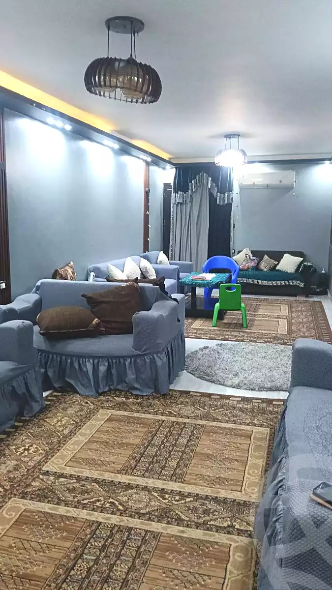 https://aqarmap.com.eg/en/listing/6811280-for-sale-cairo-helwan-ahmed-enci-st