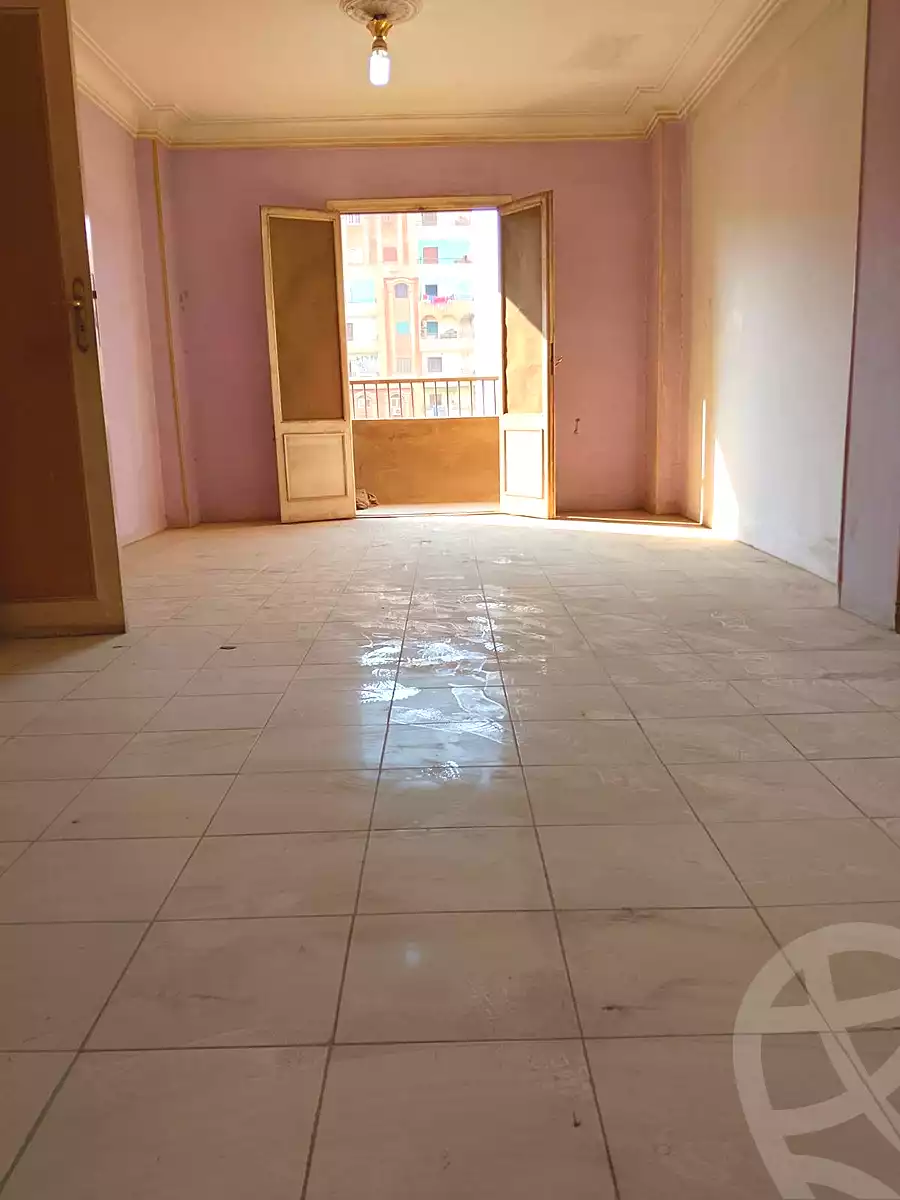 https://aqarmap.com.eg/ar/listing/6811545-for-sale-cairo-helwan-sherif-st