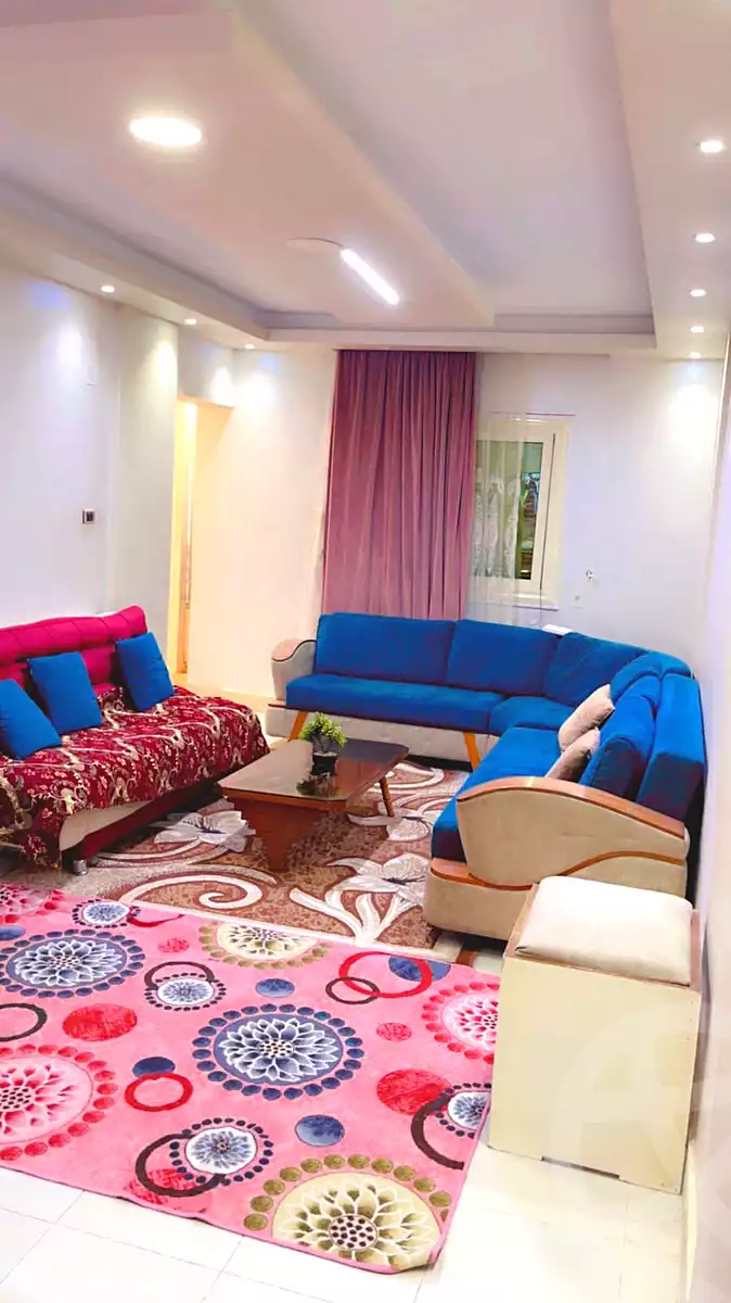 https://aqarmap.com.eg/en/listing/6812151-for-rent-cairo-el-sheikh-zayed-city-shr-lshbb