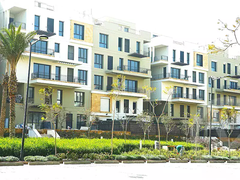 https://aqarmap.com.eg/ar/listing/6801080-for-rent-cairo-new-cairo-compounds-eastown-eastown-parks