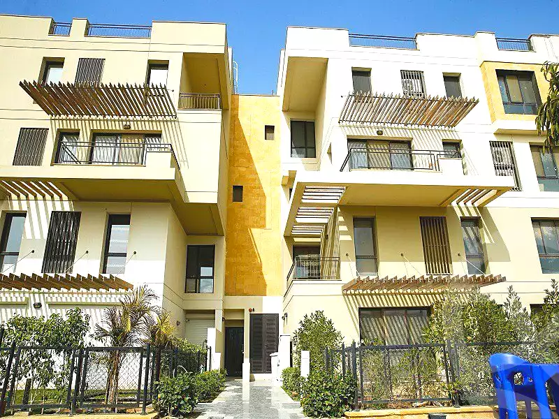 https://aqarmap.com.eg/ar/listing/6801080-for-rent-cairo-new-cairo-compounds-eastown-eastown-parks