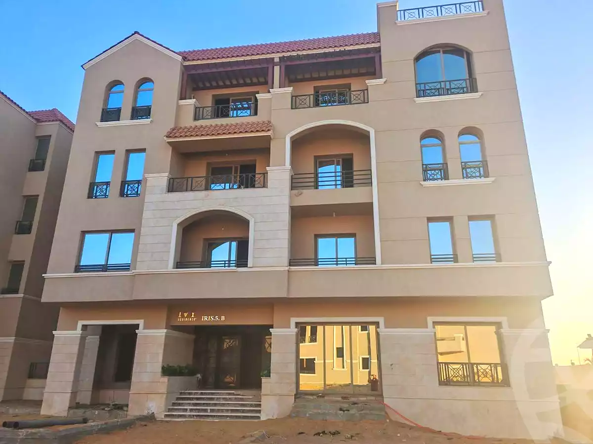 https://aqarmap.com.eg/ar/listing/6812711-for-sale-cairo-new-heliopolis-compounds-gold-yard
