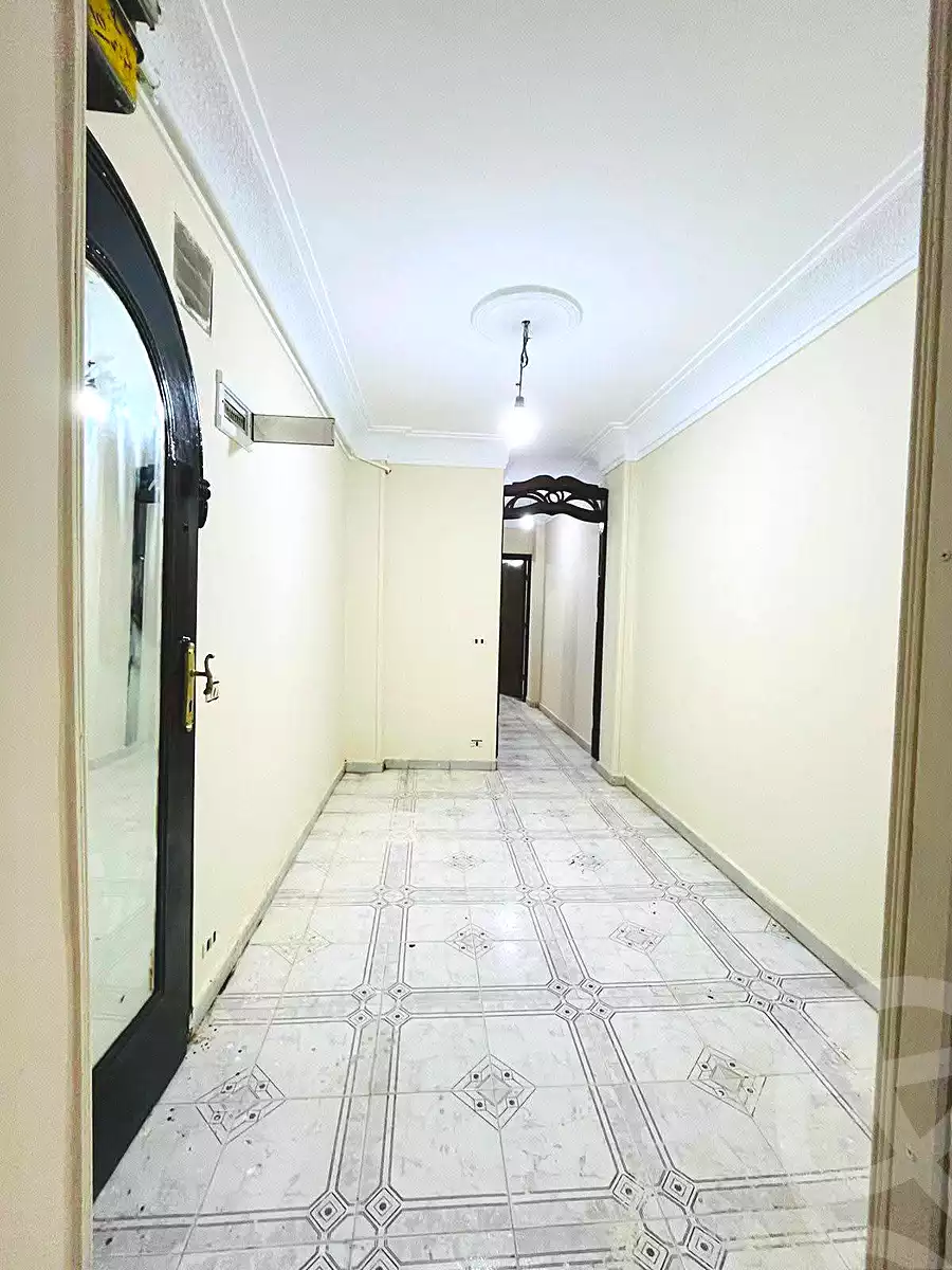 https://aqarmap.com.eg/en/listing/6812845-for-sale-alexandria-lsywf-el-falki