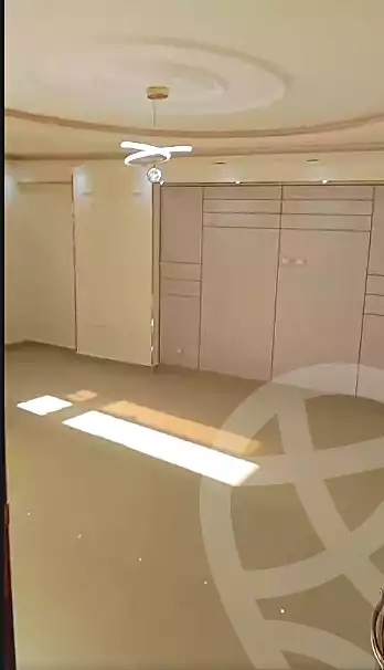 https://aqarmap.com.eg/ar/listing/6812846-for-sale-alexandria-sydy-bshr-sydy-bshr-bhry-street-15