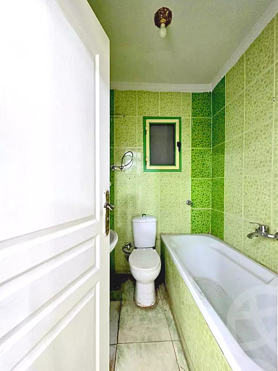https://aqarmap.com.eg/ar/listing/6812911-for-sale-alexandria-el-asafra-menaa-aghadir-st