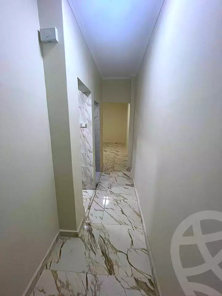 https://aqarmap.com.eg/ar/listing/6813084-for-sale-alexandria-sydy-bshr-sydy-bshr-bhry-shr-mhmwd-l-yswy
