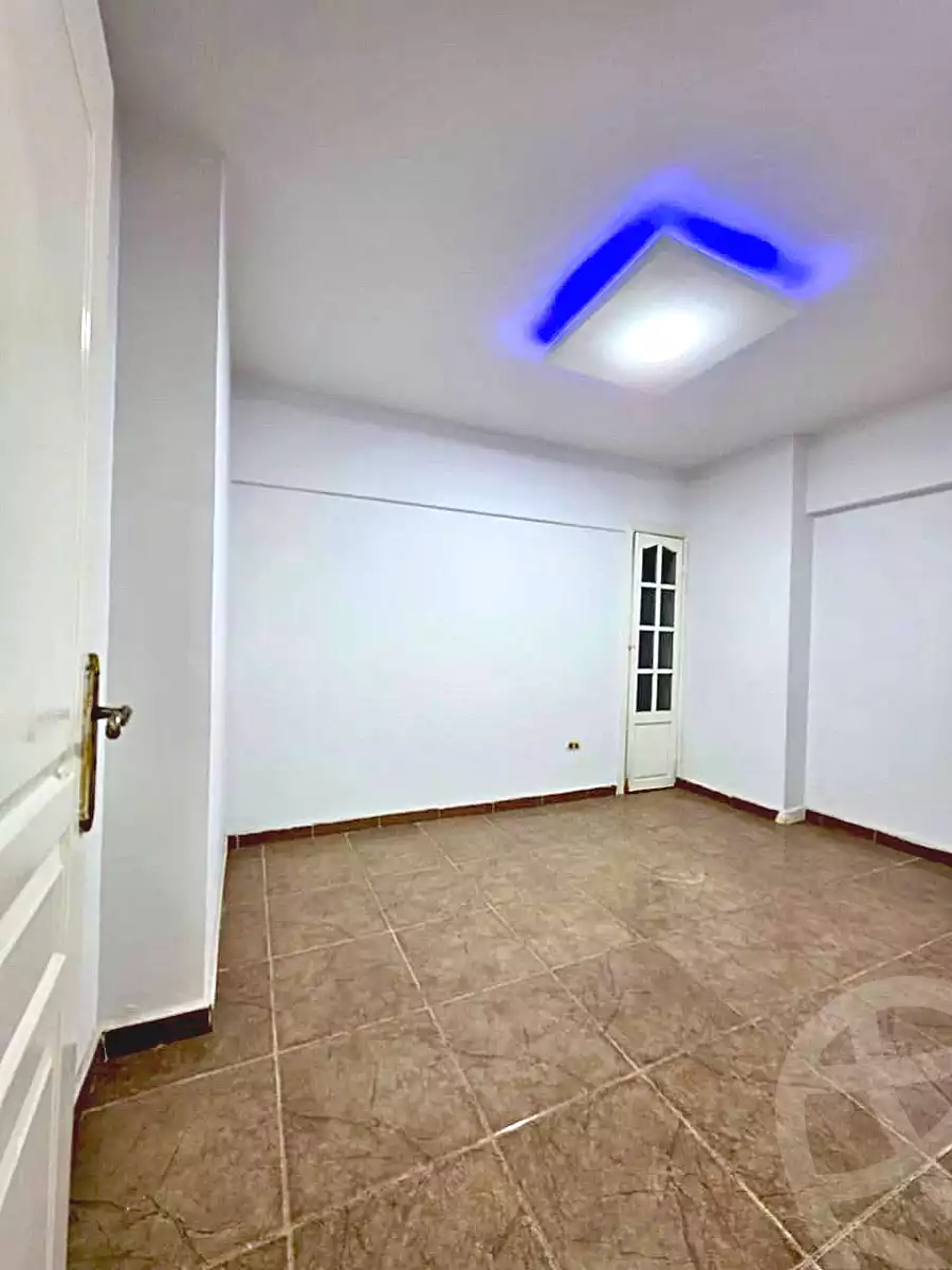 https://aqarmap.com.eg/ar/listing/6813326-for-sale-alexandria-el-asafra-menaa-aghadir-st