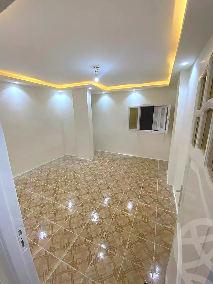 https://aqarmap.com.eg/ar/listing/6813701-for-sale-alexandria-l-jmy-lbytsh-el-saleheen-mosque-st
