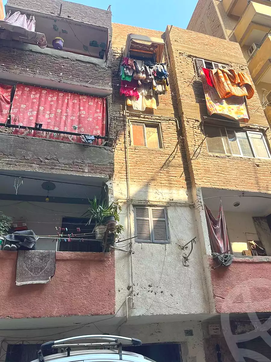 https://aqarmap.com.eg/ar/listing/6814075-for-sale-cairo-ain-shams-ain-shams-el-sharkia-mohammed-amin-st