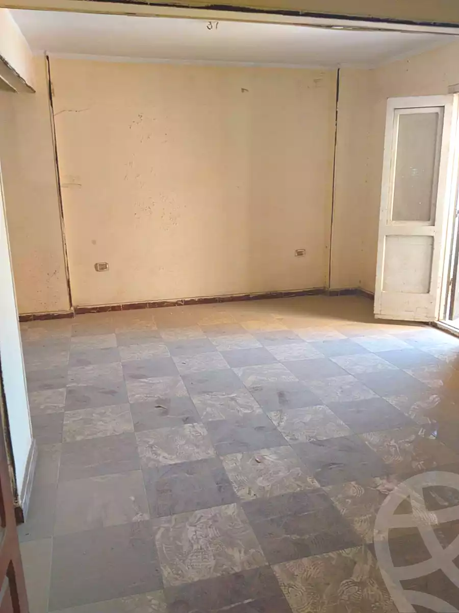 https://aqarmap.com.eg/ar/listing/6814085-for-sale-cairo-helwan-helwan-el-sharkeya-abd-el-rahman-pasha-st