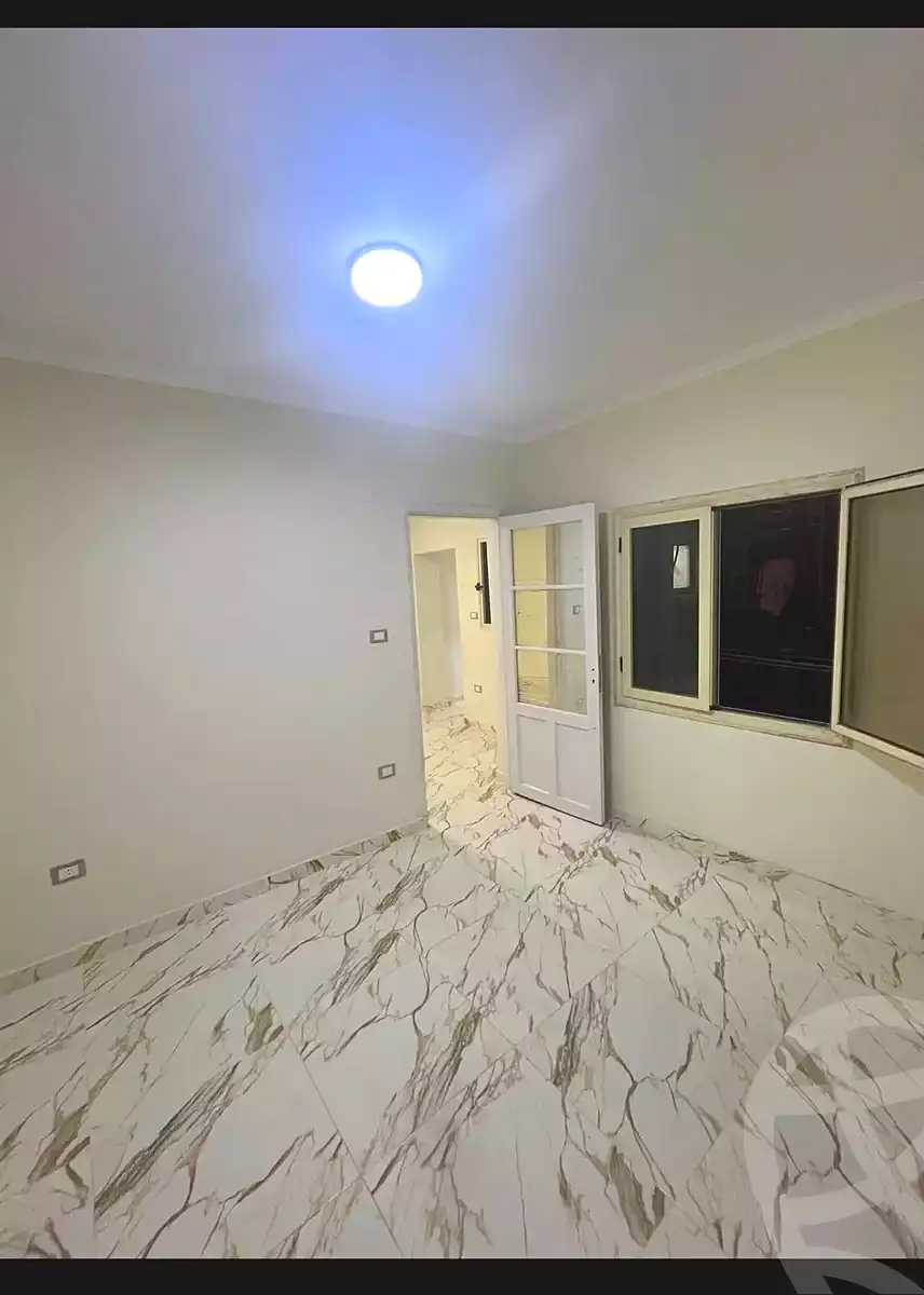 https://aqarmap.com.eg/ar/listing/6815179-for-sale-alexandria-sydy-bshr-sydy-bshr-bhry-shr-mhmwd-l-yswy