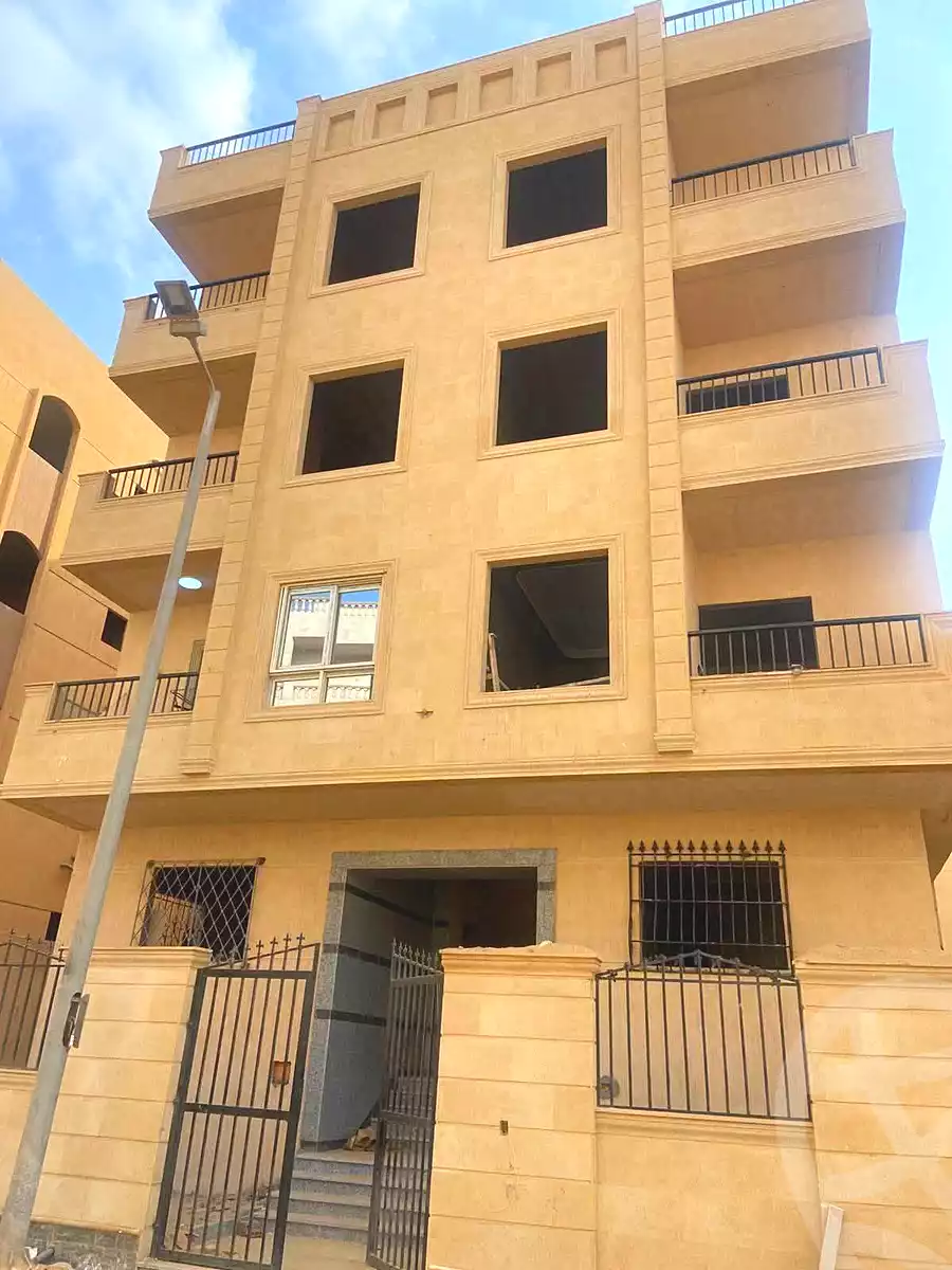 https://aqarmap.com.eg/en/listing/6816293-for-sale-cairo-badr-city-hai-el-ashgar-featured-neighborhood-bait-el-watan