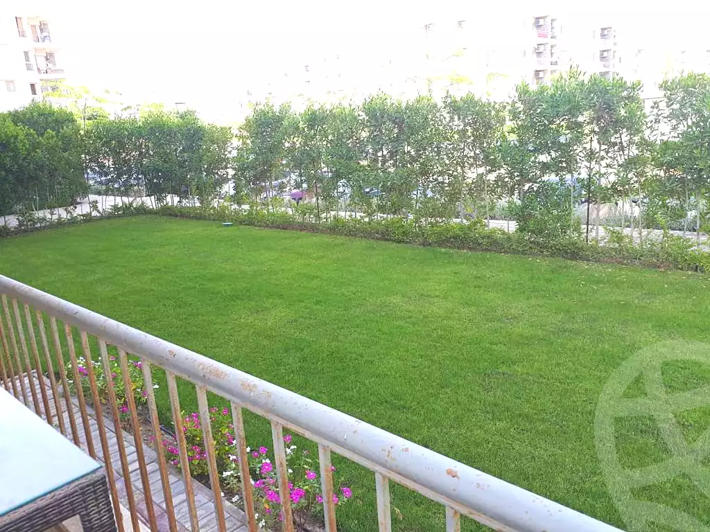 https://aqarmap.com.eg/ar/listing/6816723-for-rent-cairo-el-sheikh-zayed-city-compounds-dh-drys