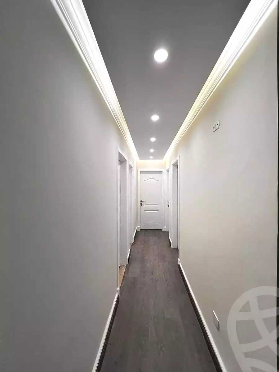 https://aqarmap.com.eg/en/listing/6816811-for-sale-cairo-new-cairo-first-settlement-mhwr-mstfy-kml
