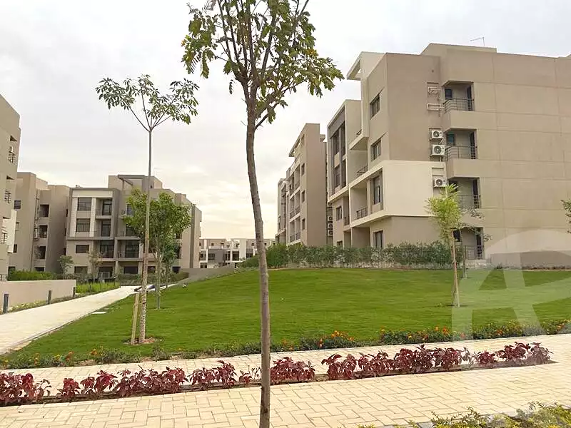 https://aqarmap.com.eg/ar/listing/6817711-for-sale-cairo-new-cairo-compounds-fifth-square