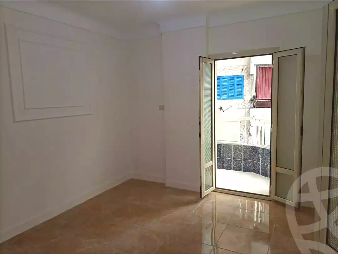https://aqarmap.com.eg/ar/listing/6817727-for-sale-alexandria-el-asafra-l-sfr-bhry