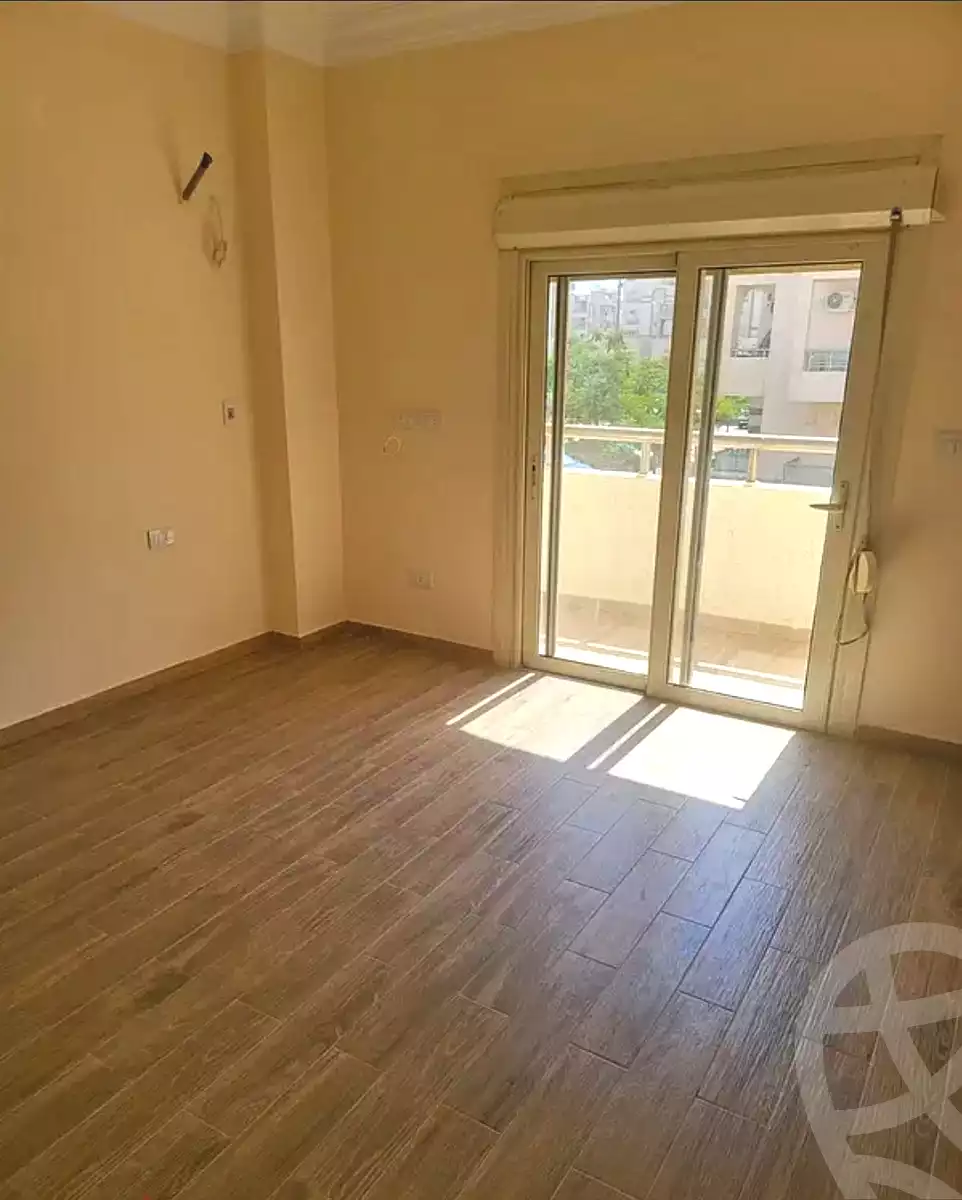 https://aqarmap.com.eg/en/listing/6818315-for-sale-cairo-el-shorouk-compounds-heliopolis-residence