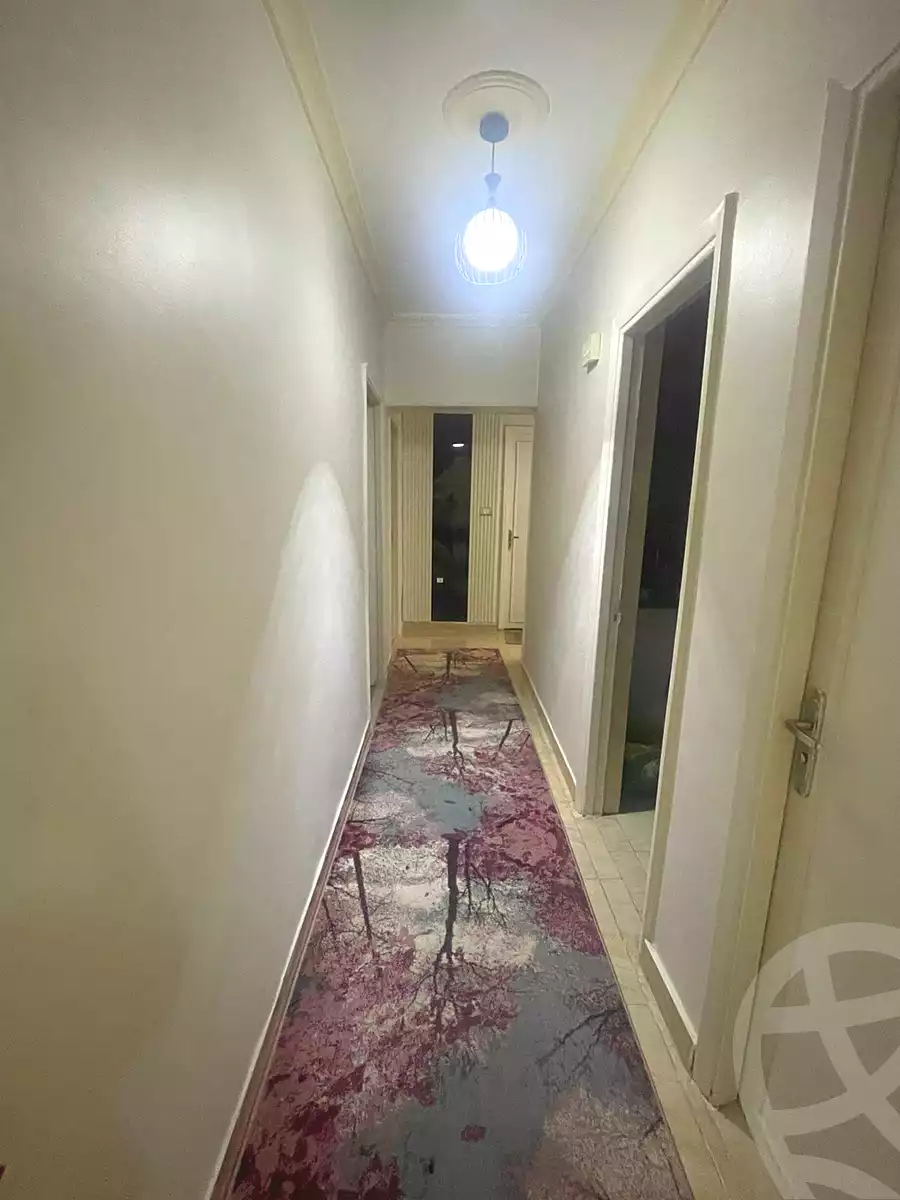 https://aqarmap.com.eg/ar/listing/6818623-for-sale-cairo-6th-of-october-el-ahyaa-neighborhood-3rd