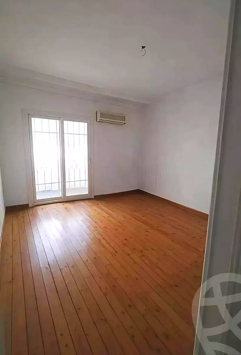 https://aqarmap.com.eg/ar/listing/6818708-for-sale-alexandria-moharram-bey-el-rasafa-st