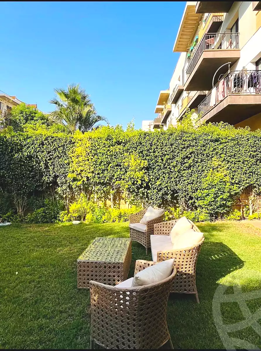 https://aqarmap.com.eg/en/listing/6818983-for-rent-cairo-el-sheikh-zayed-city-compounds-kmbwnd-wyst-twn-swdyk