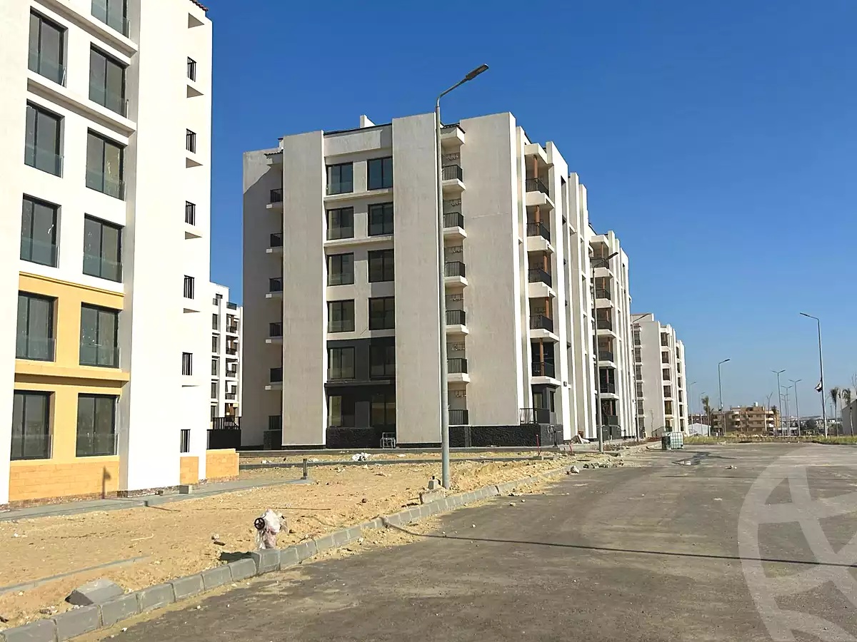 https://aqarmap.com.eg/en/listing/6819111-for-sale-cairo-el-sheikh-zayed-city-compounds-bliss-gate-compound-torec