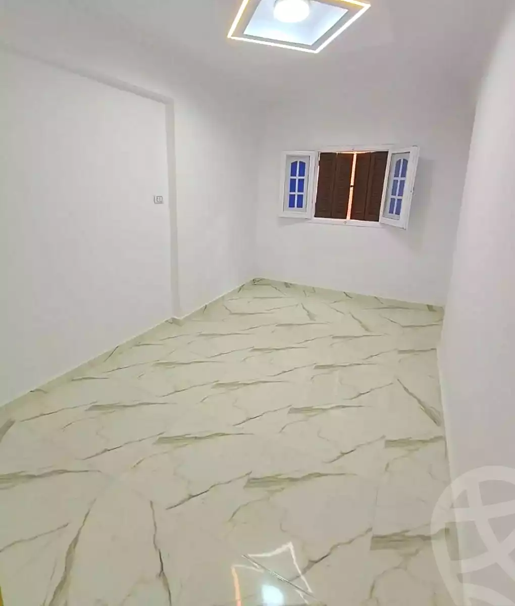 https://aqarmap.com.eg/en/listing/6819417-for-sale-alexandria-lsywf-el-falki