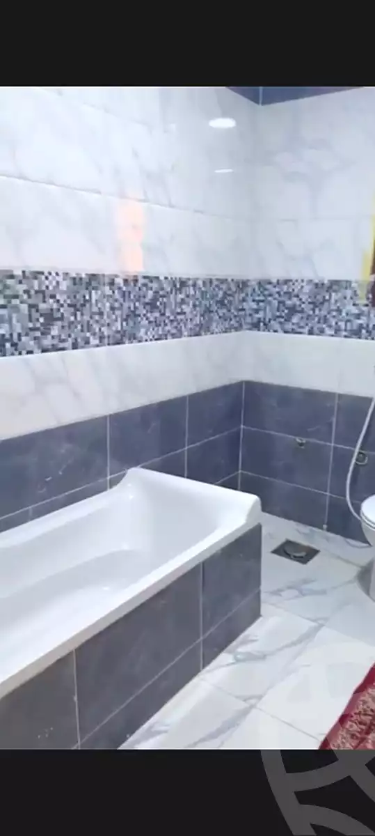 https://aqarmap.com.eg/ar/listing/6819577-for-rent-cairo-el-sheikh-zayed-city-alex-cairo-desert-road-kmbwnd-fy-tryq-skndry-lshrwy