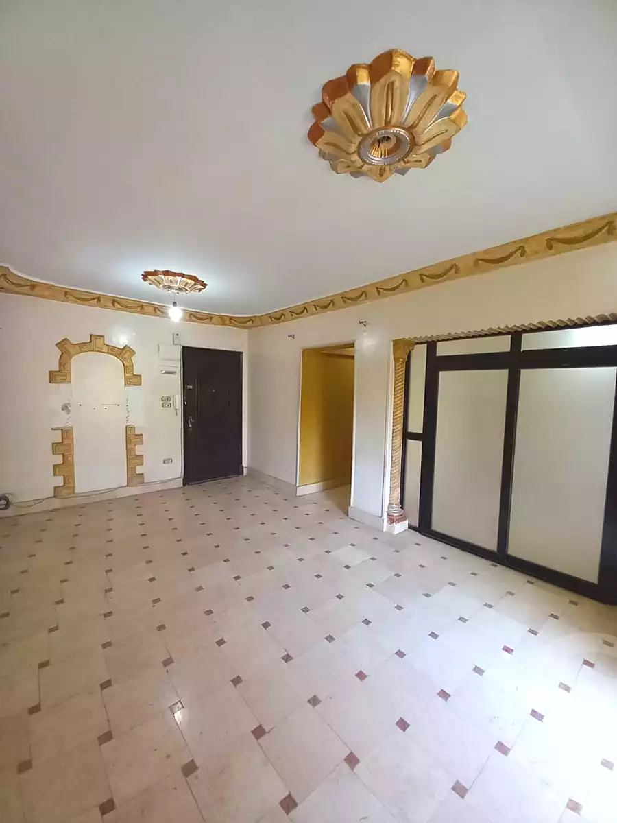 https://aqarmap.com.eg/en/listing/6820888-for-sale-cairo-el-sheikh-zayed-city-el-hay-elthamen