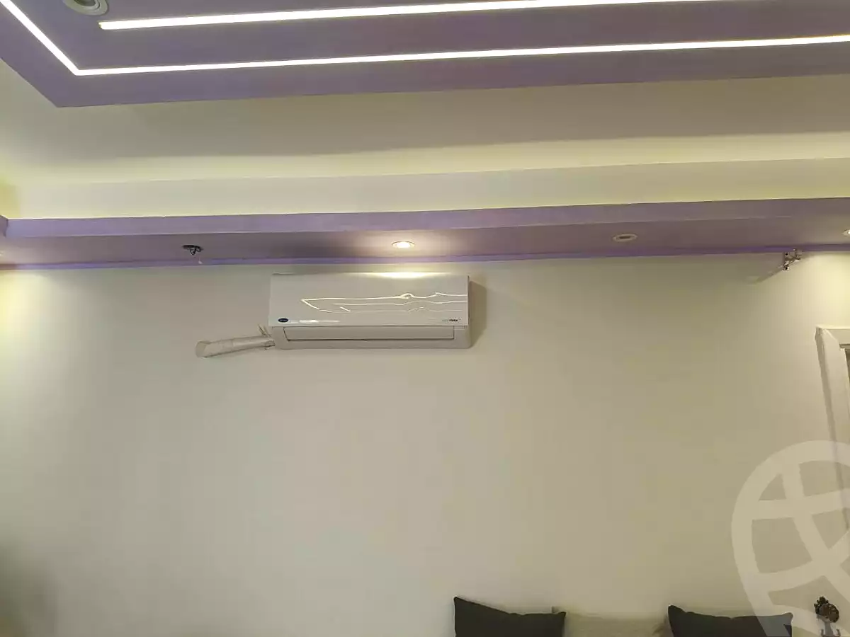 https://aqarmap.com.eg/ar/listing/6820960-for-sale-cairo-6th-of-october-ganob-el-ahyaaa