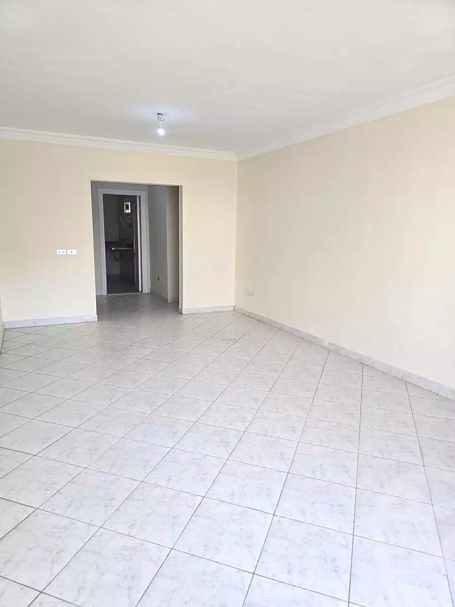 https://aqarmap.com.eg/ar/listing/6821121-for-rent-cairo-el-sheikh-zayed-city-compounds-hadayek-el-mohandiseen
