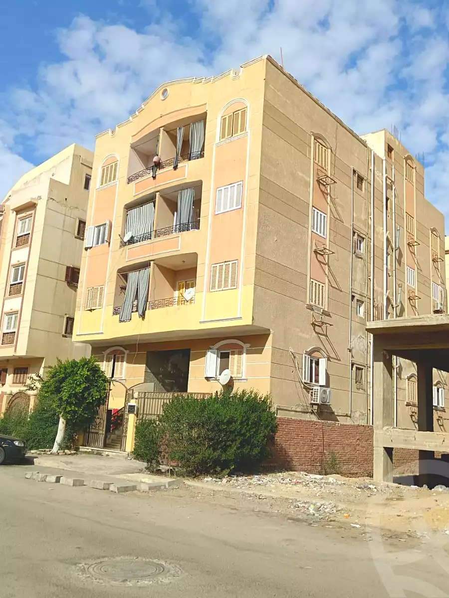https://aqarmap.com.eg/en/listing/6821185-for-sale-cairo-6th-of-october-el-ahyaa-neighborhood-1st-third-neighborhood