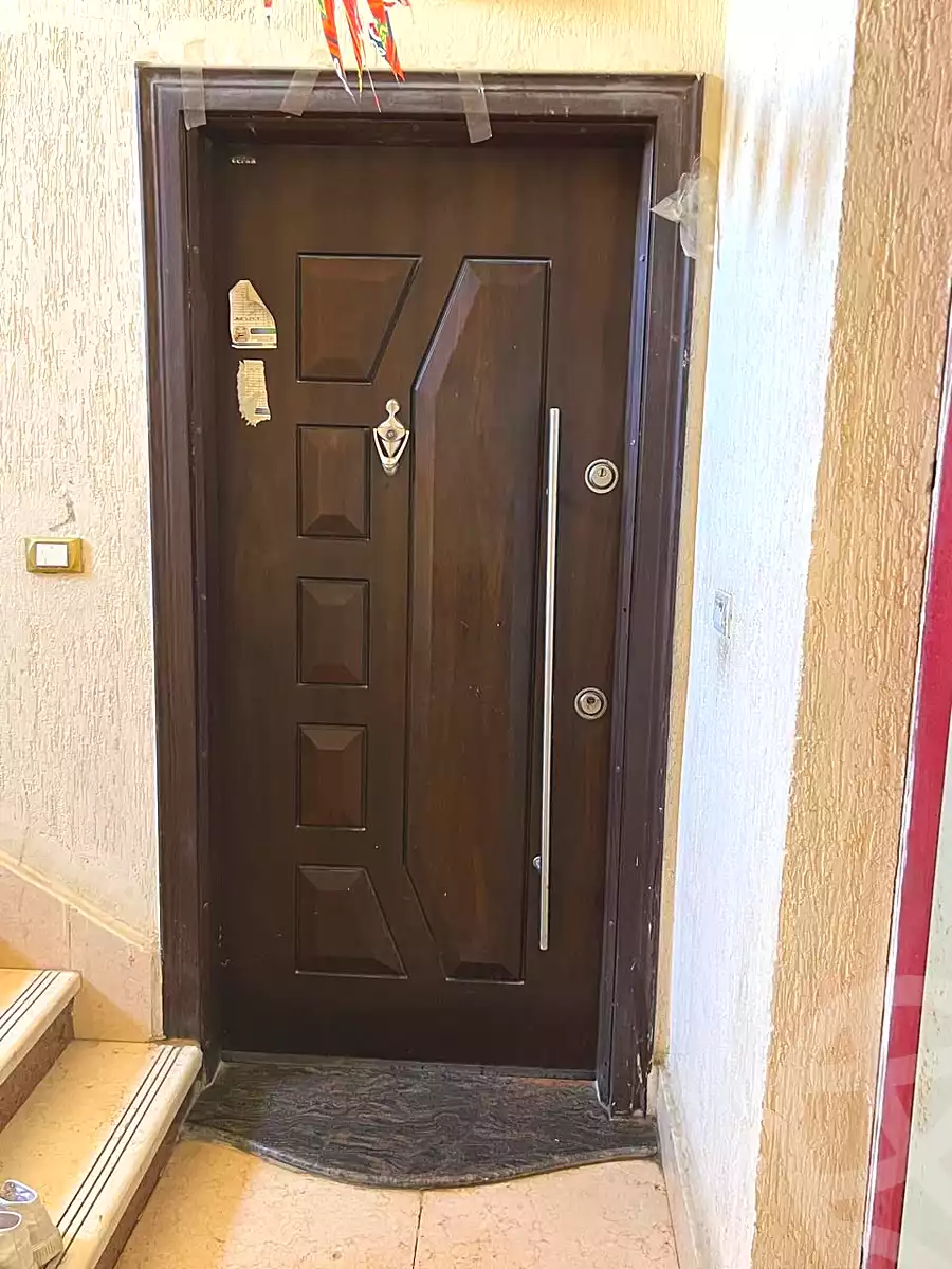 https://aqarmap.com.eg/en/listing/6821194-for-sale-cairo-6th-of-october-el-ahyaa-neighborhood-3rd-al-hay-al-thalith-st