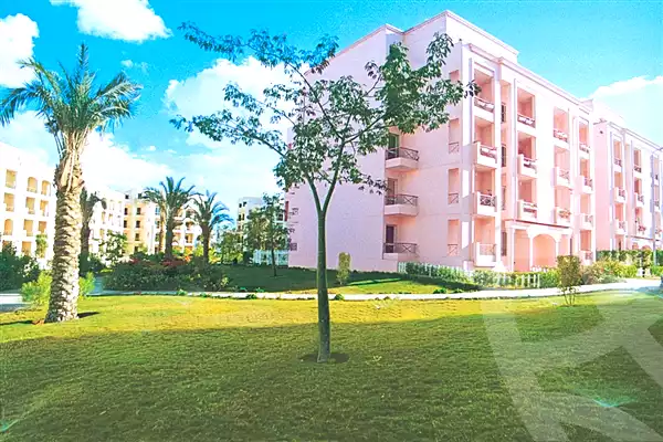 https://aqarmap.com.eg/ar/listing/6821270-for-sale-cairo-el-sheikh-zayed-city-compounds-hadayek-el-mohandiseen
