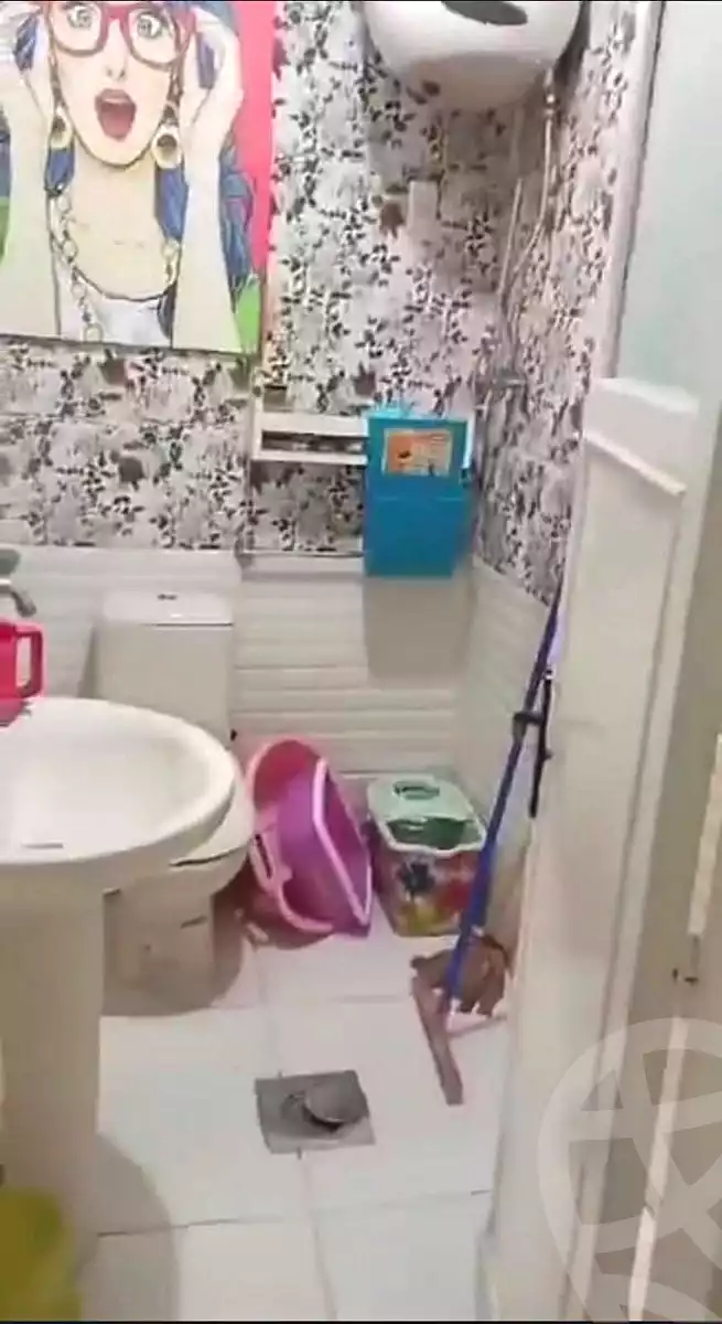 https://aqarmap.com.eg/ar/listing/6821367-for-sale-alexandria-sydy-bshr-sydy-bshr-bhry-shr-mhmwd-l-yswy