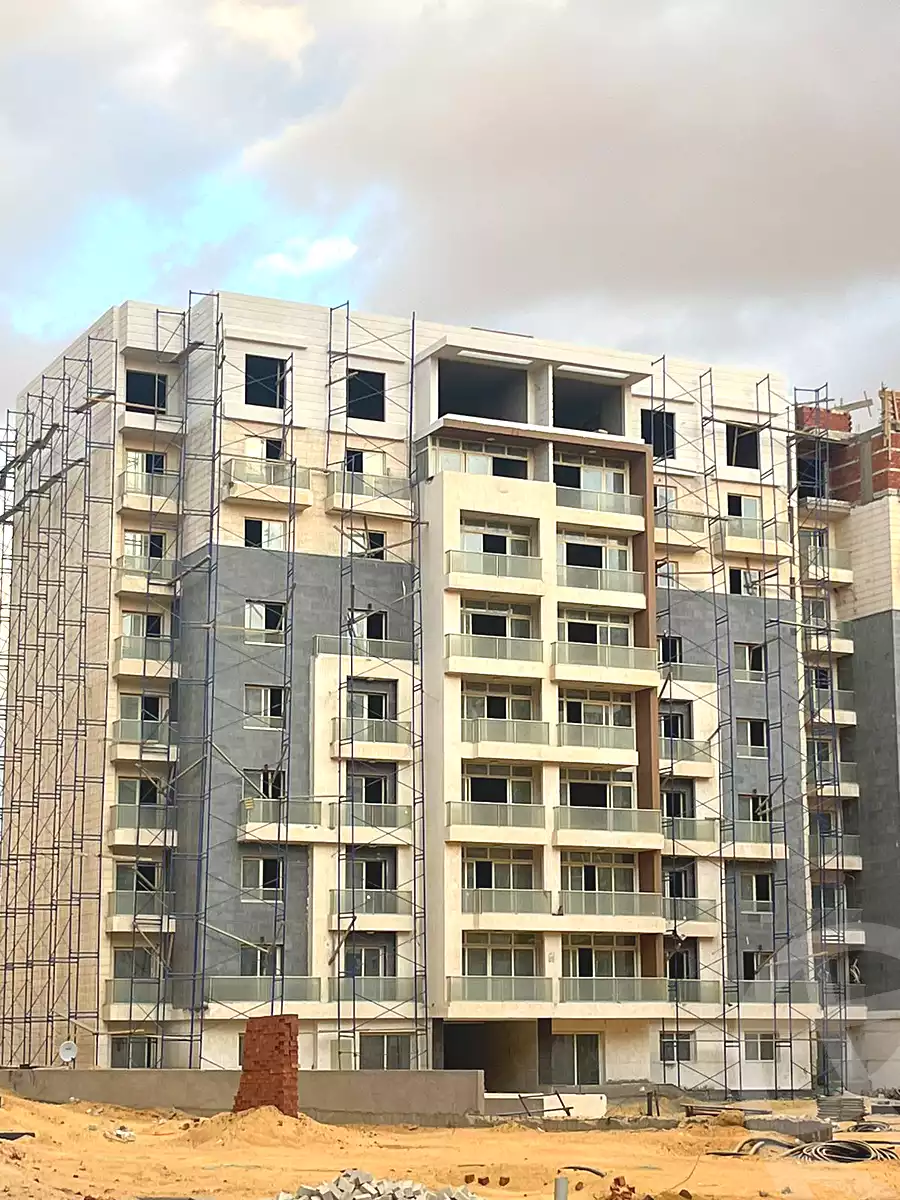 https://aqarmap.com.eg/en/listing/6821472-for-sale-cairo-new-administrative-capital-r7-oia
