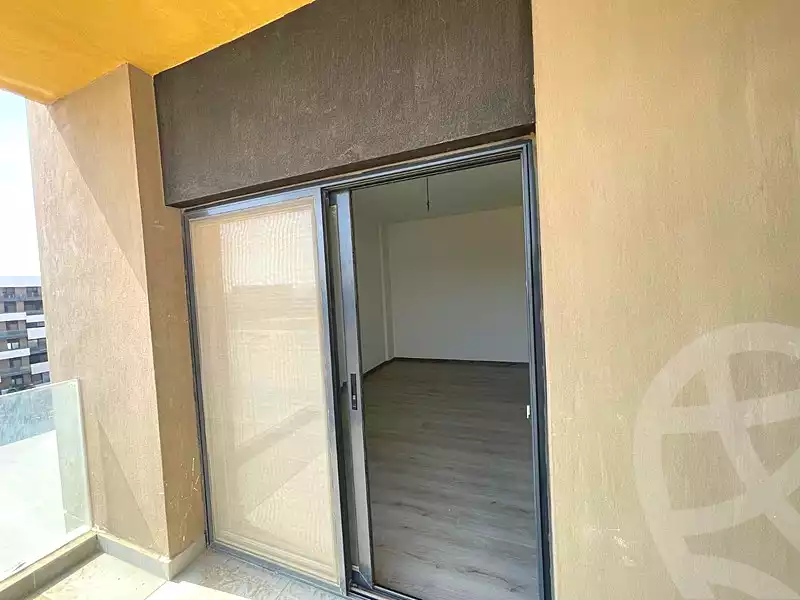 https://aqarmap.com.eg/ar/listing/6821649-for-sale-cairo-el-shorouk-compounds-al-burouj-compound-imkan