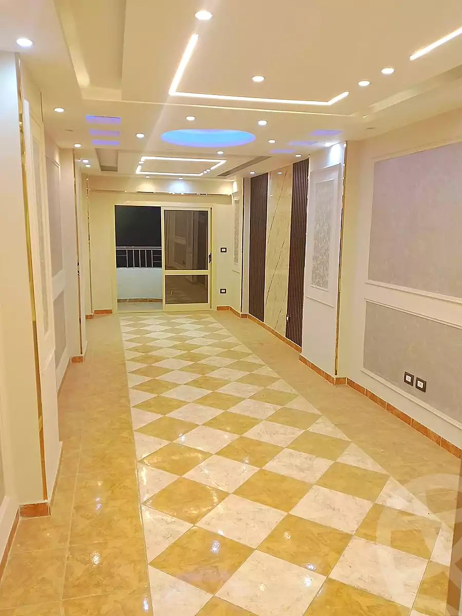 https://aqarmap.com.eg/ar/listing/6822431-for-sale-alexandria-sydy-bshr-sydy-bshr-bhry-mohamed-el-srafi-st.