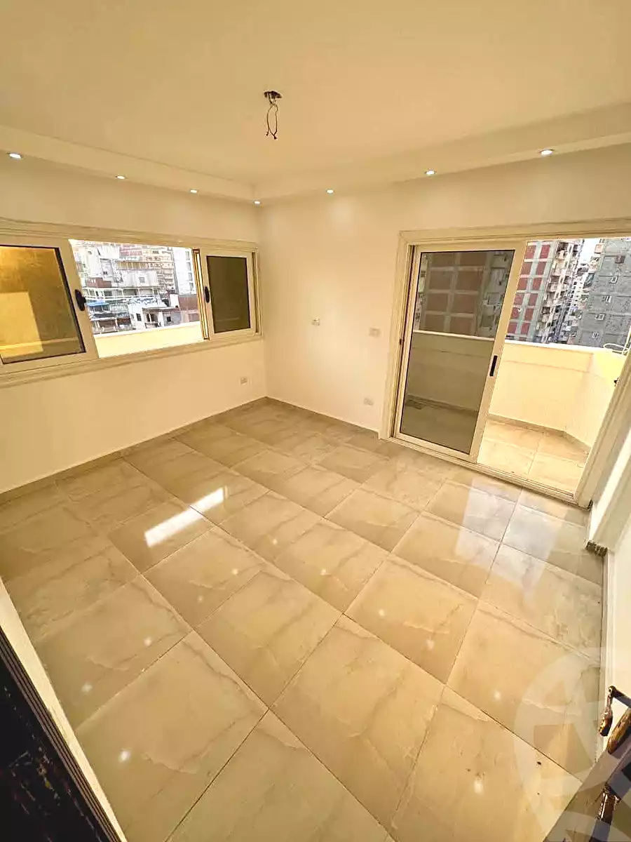 https://aqarmap.com.eg/ar/listing/6822516-for-sale-alexandria-sydy-bshr-sydy-bshr-bhry-gamal-abd-el-nasir-st