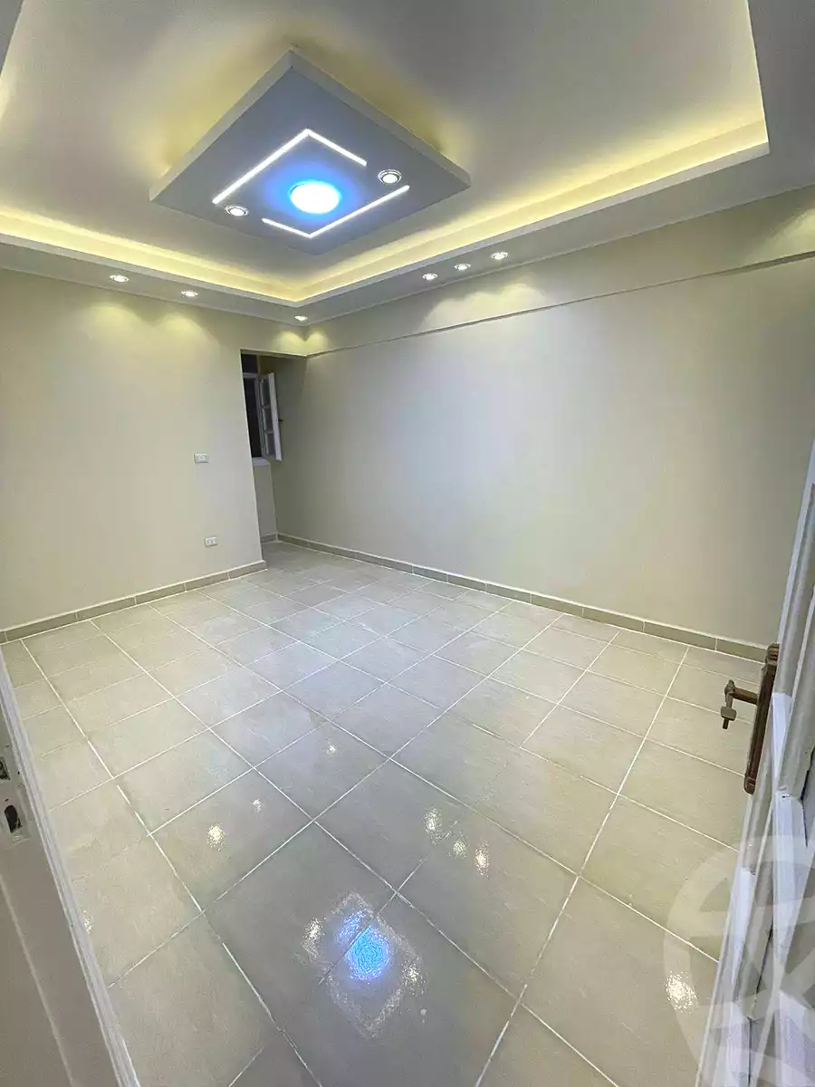 https://aqarmap.com.eg/ar/listing/6822531-for-sale-alexandria-sydy-bshr-sydy-bshr-bhry-gamal-abd-el-nasir-st